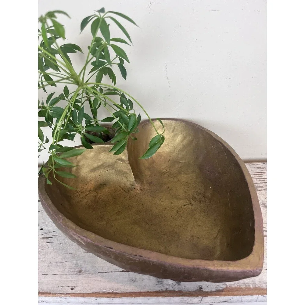 Charming Vintage Hand Carved Wooden Heart Bowl Gold Painted 13”x12”